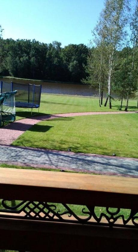 Комплекс Відпочинку Goldfіsh Сlub Guest House Babintsy Exterior photo