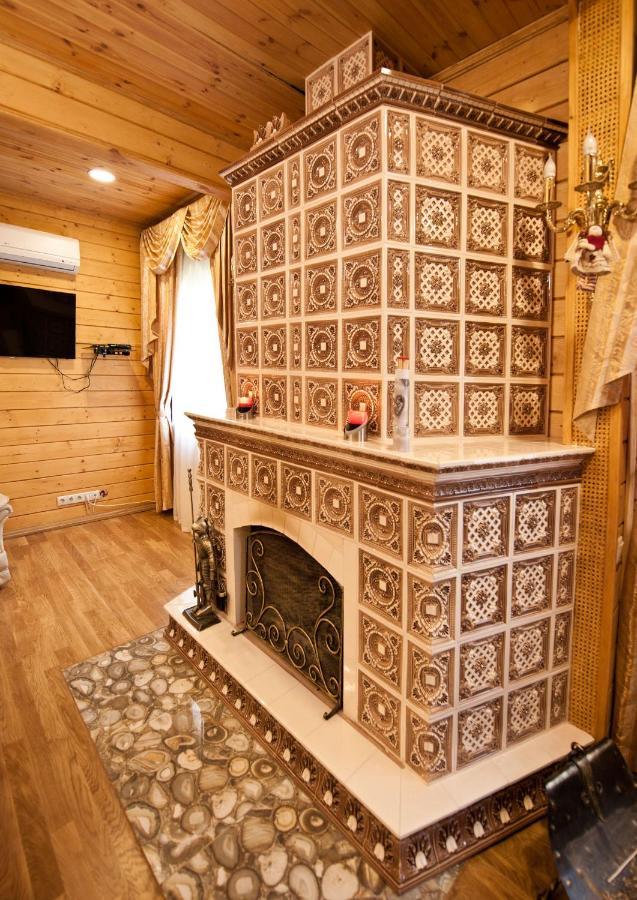 Комплекс Відпочинку Goldfіsh Сlub Guest House Babintsy Exterior photo