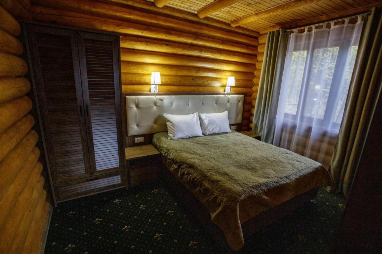 Комплекс Відпочинку Goldfіsh Сlub Guest House Babintsy Exterior photo